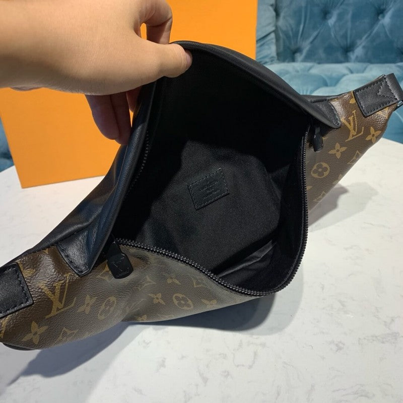 AlohaPlaza™ Monogram Cavas Discovery Bumbag M44336