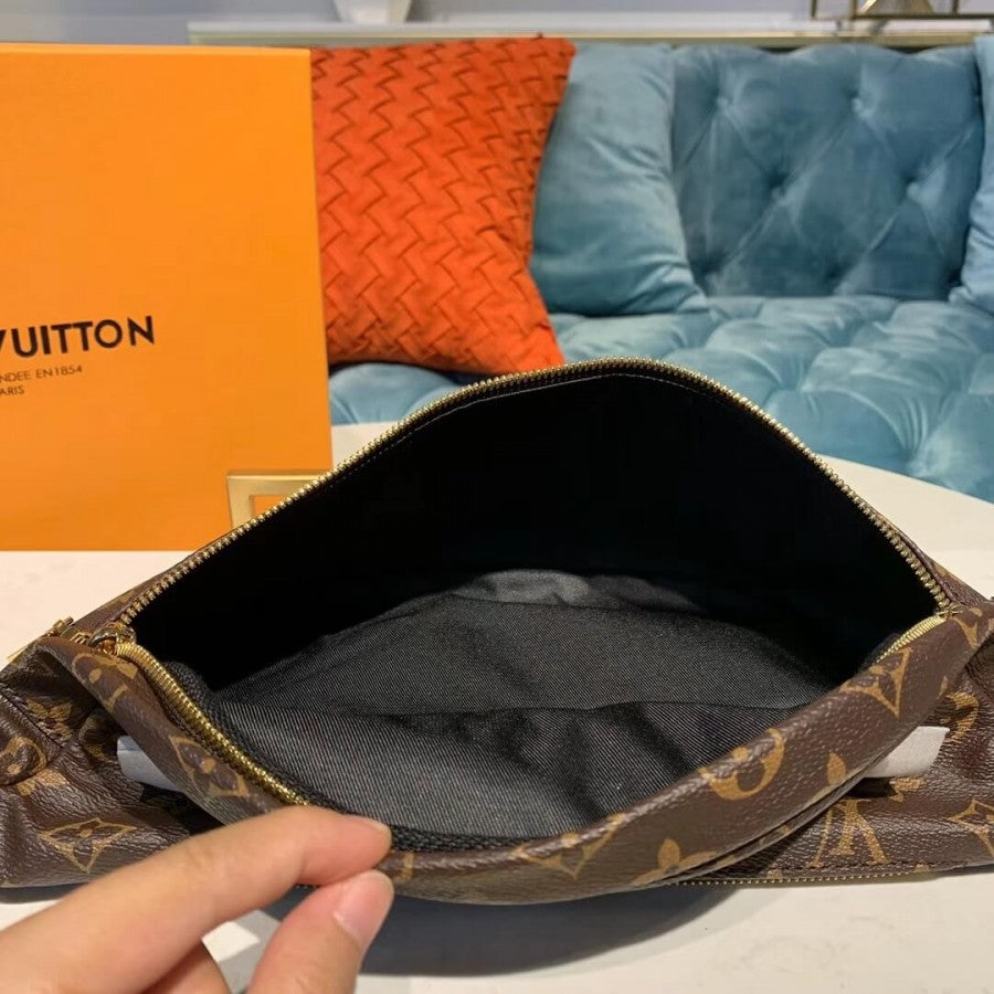 AlohaPlaza™ Monogram Canvas Bumbag M43644 My LV World Tour