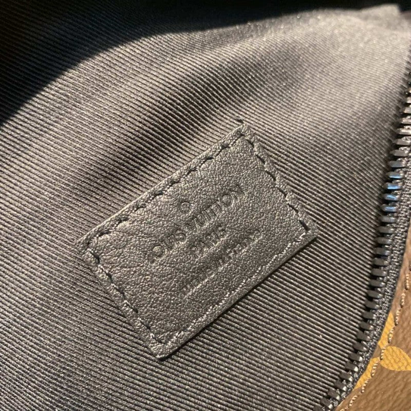 AlohaPlaza™ Monogram Cavas Discovery Bumbag M44336