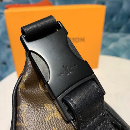 AlohaPlaza™ Monogram Cavas Discovery Bumbag M44336