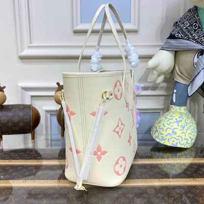 AlohaPlaza™ Monogram Empreinte Leather Neverfull MM M21579 Creme/Pink