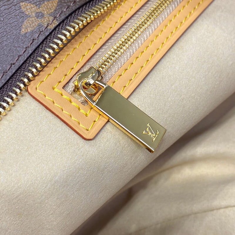 AlohaPlaza™ Monogram Luco Tote Bag M51155