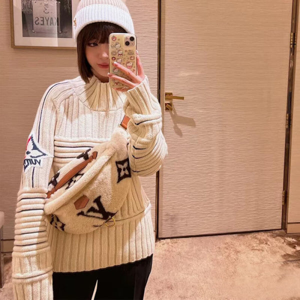 AlohaPlaza™ Ski Shearling Bumbag M23715