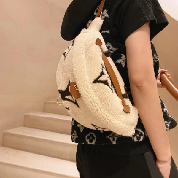 AlohaPlaza™ Ski Shearling Bumbag M23715