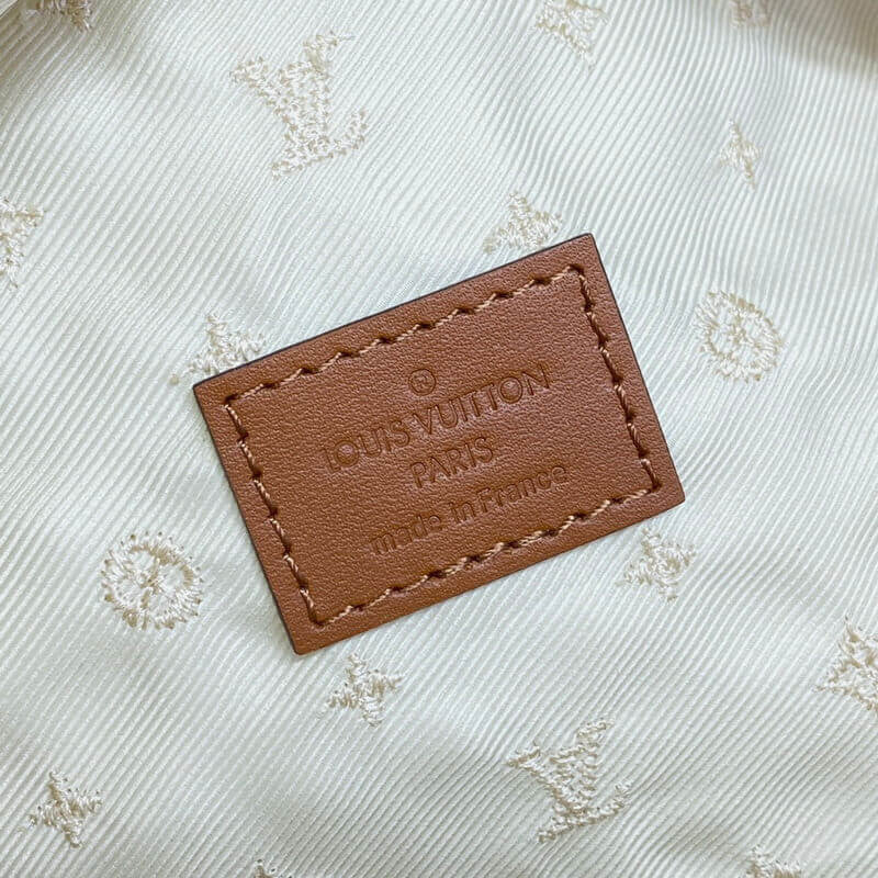 AlohaPlaza™ Ski Shearling Bumbag M23715